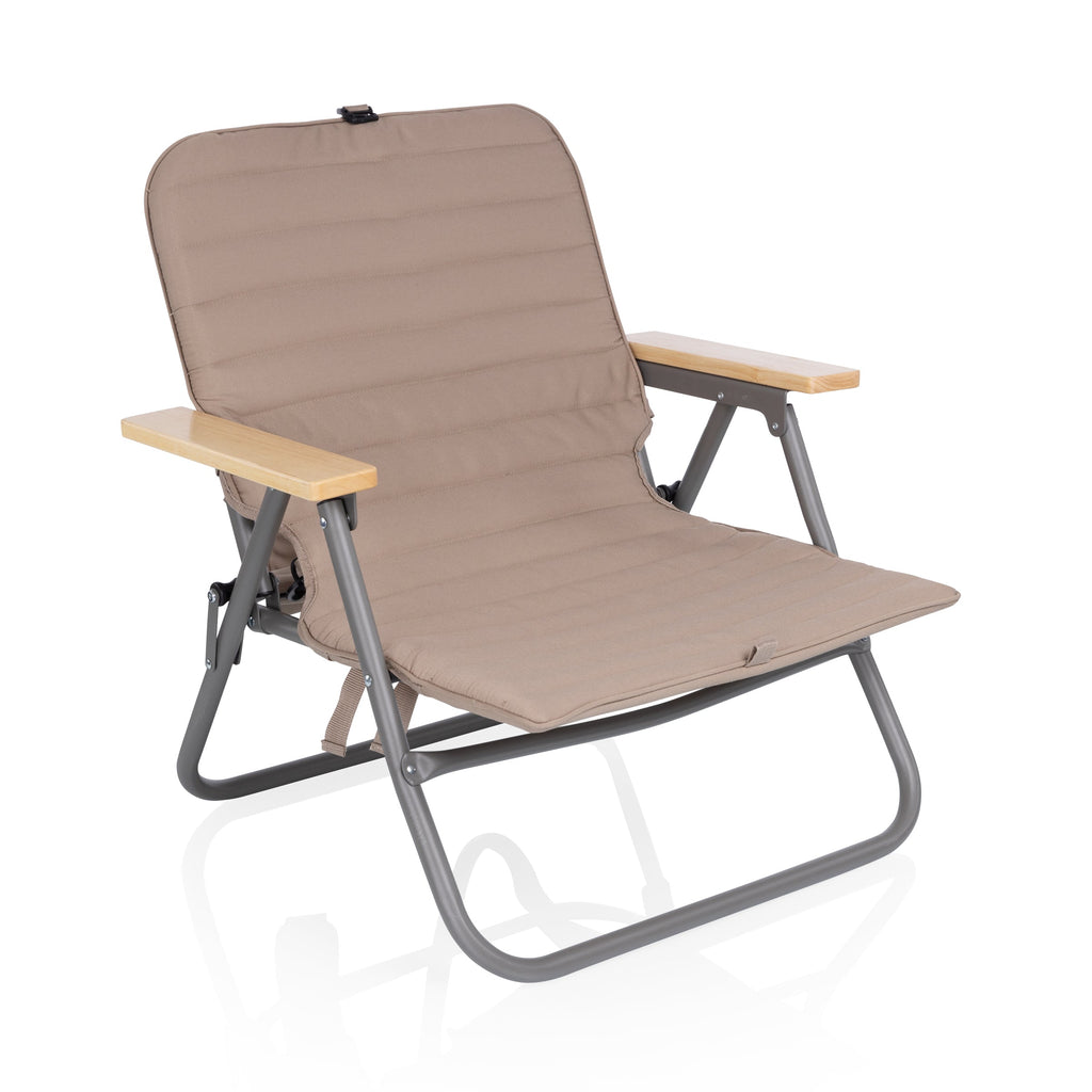 Oniva Descanso Padded Beach Chair | Heirloom Boulevard