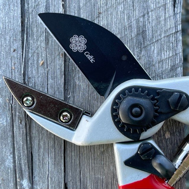 Anvil Pruner - Quality Anvil + Blade Shears | Heirloom Boulevard