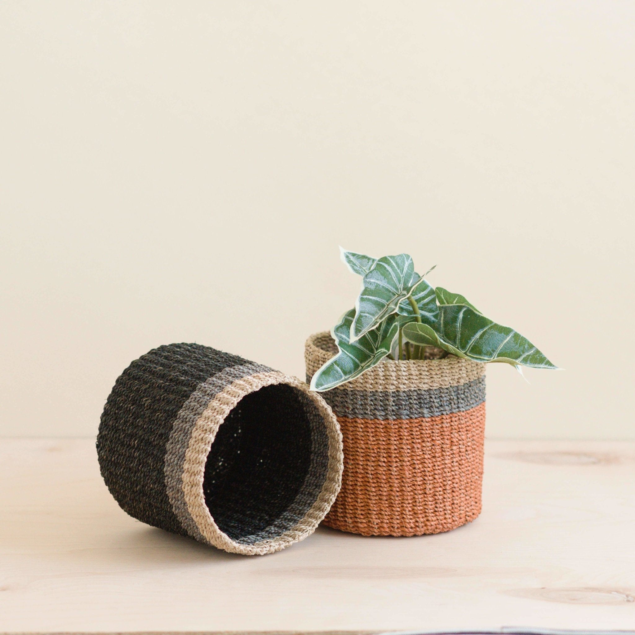 LIKHÂ Black Tabletop Mini Basket - Handmade Baskets | LIKHÂ