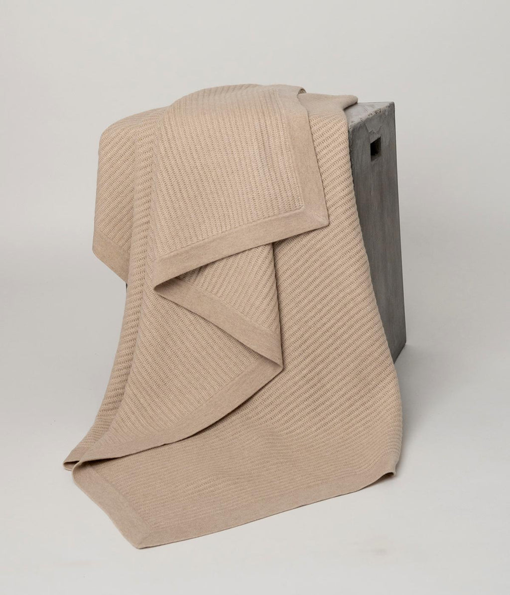 Fisherman's Knit Cashmere Throw | Heirloom Boulevard