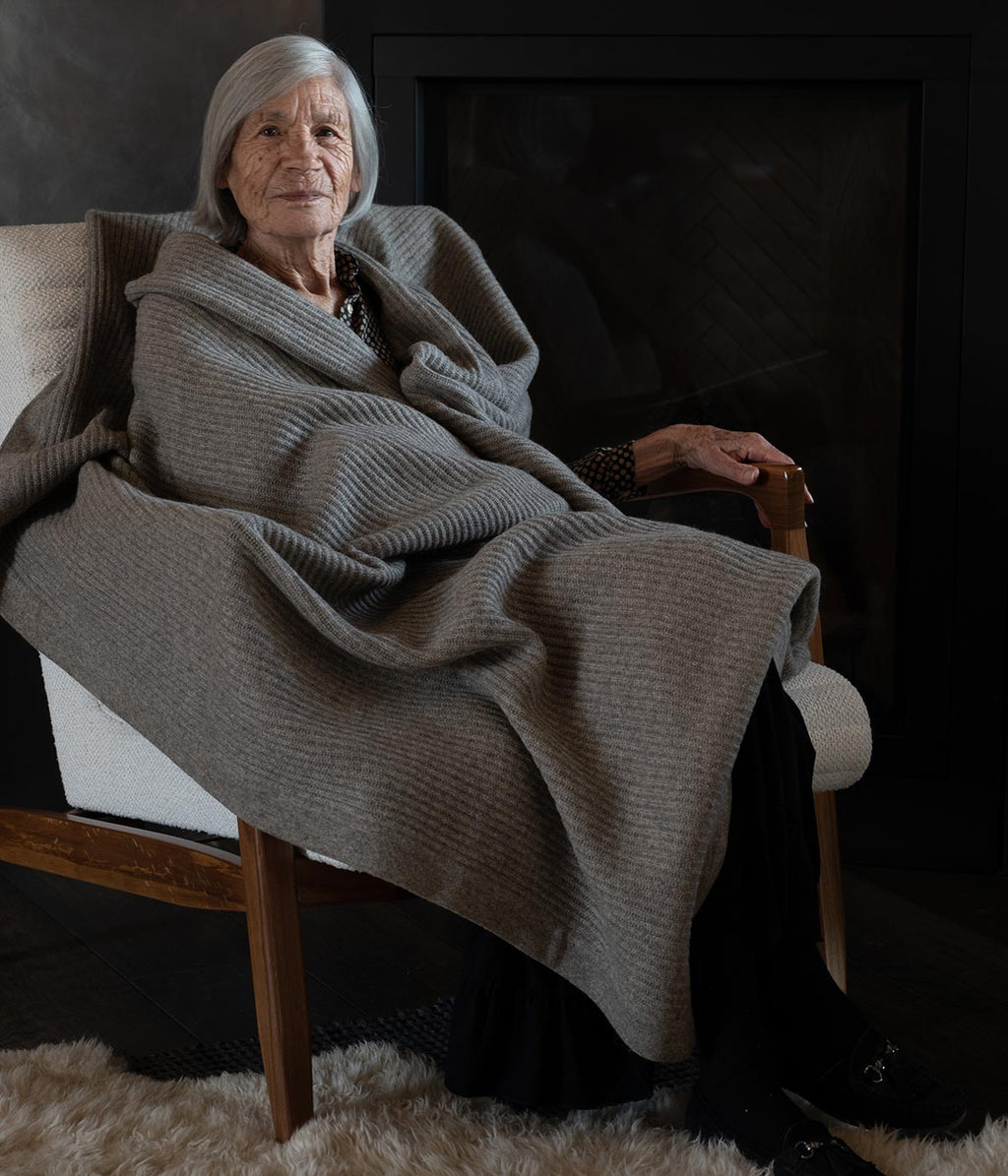 Platinum Yak Down Fisherman's Knit Throw | Heirloom Boulevard