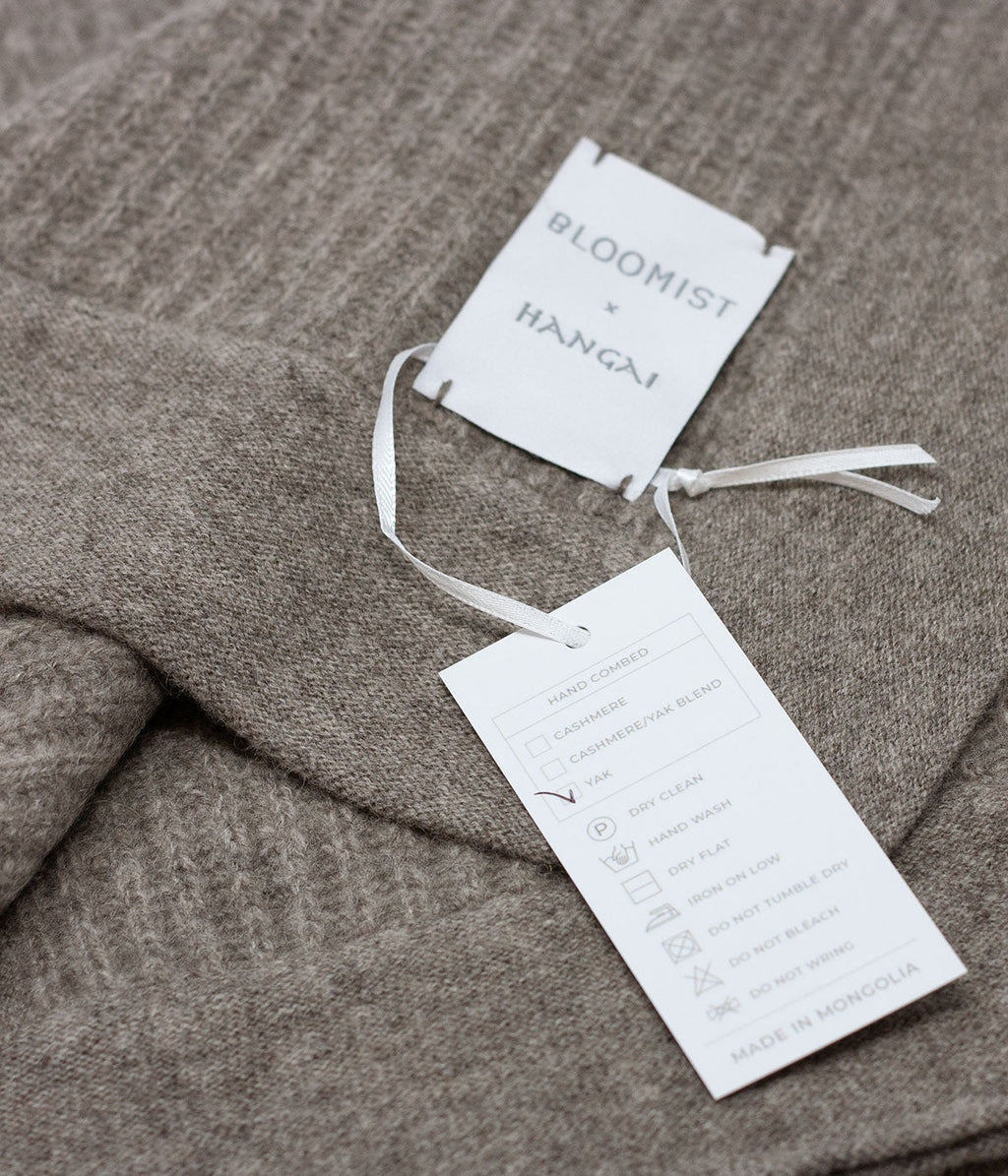 Platinum Yak Down Fisherman's Knit Throw | Heirloom Boulevard