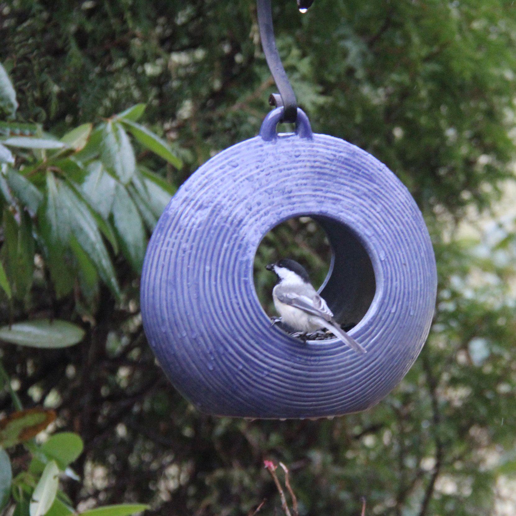 Byer of Maine Circles Fly-Through Feeder