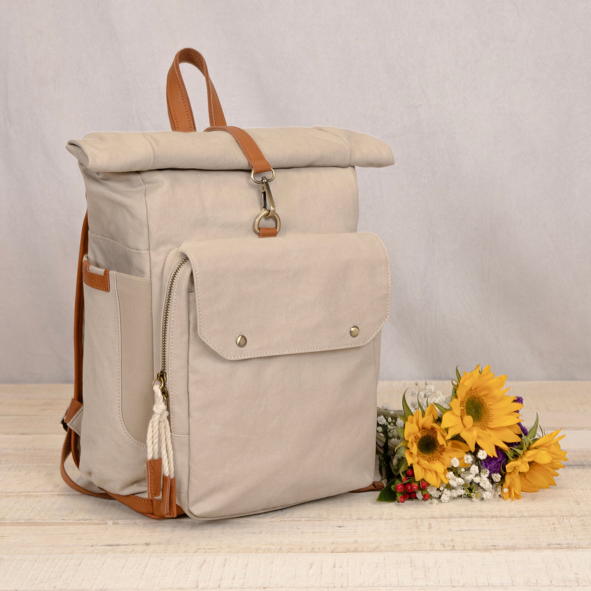 Picnic Time Carmel Roll Top Picnic Backpack Cooler Tan | Heirloom Boulevard