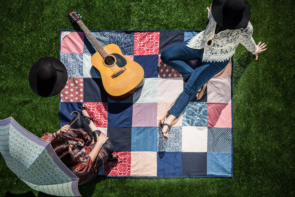Oniva Festival Blanket | Heirloom Boulevard