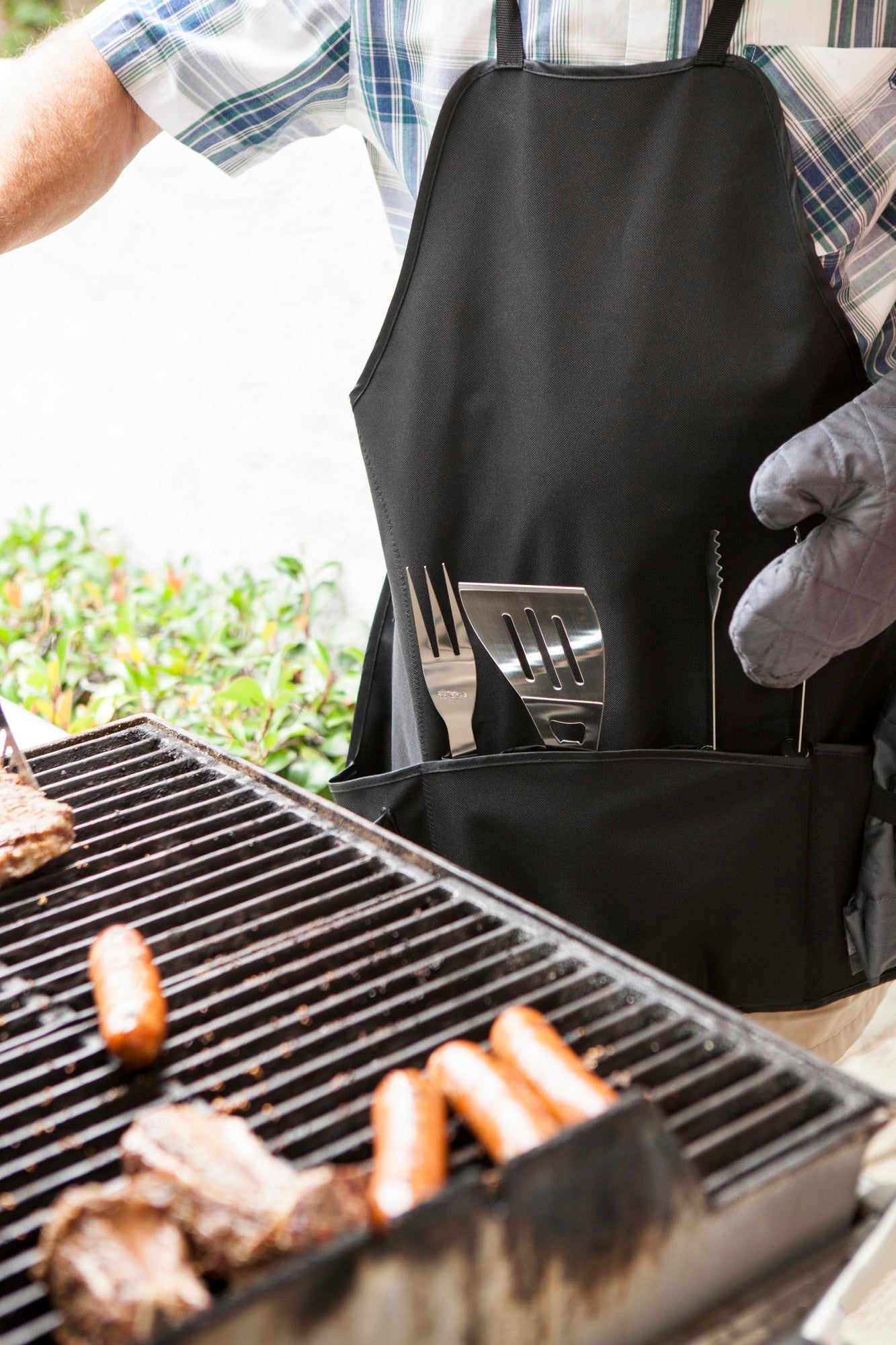 Oniva BBQ Apron Tote Pro Grill Set | Heirloom Boulevard