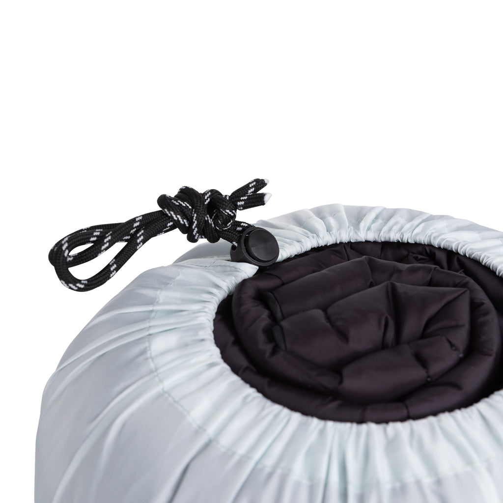 Oniva Aura Outdoor Puffer Blanket | Heirloom Boulevard