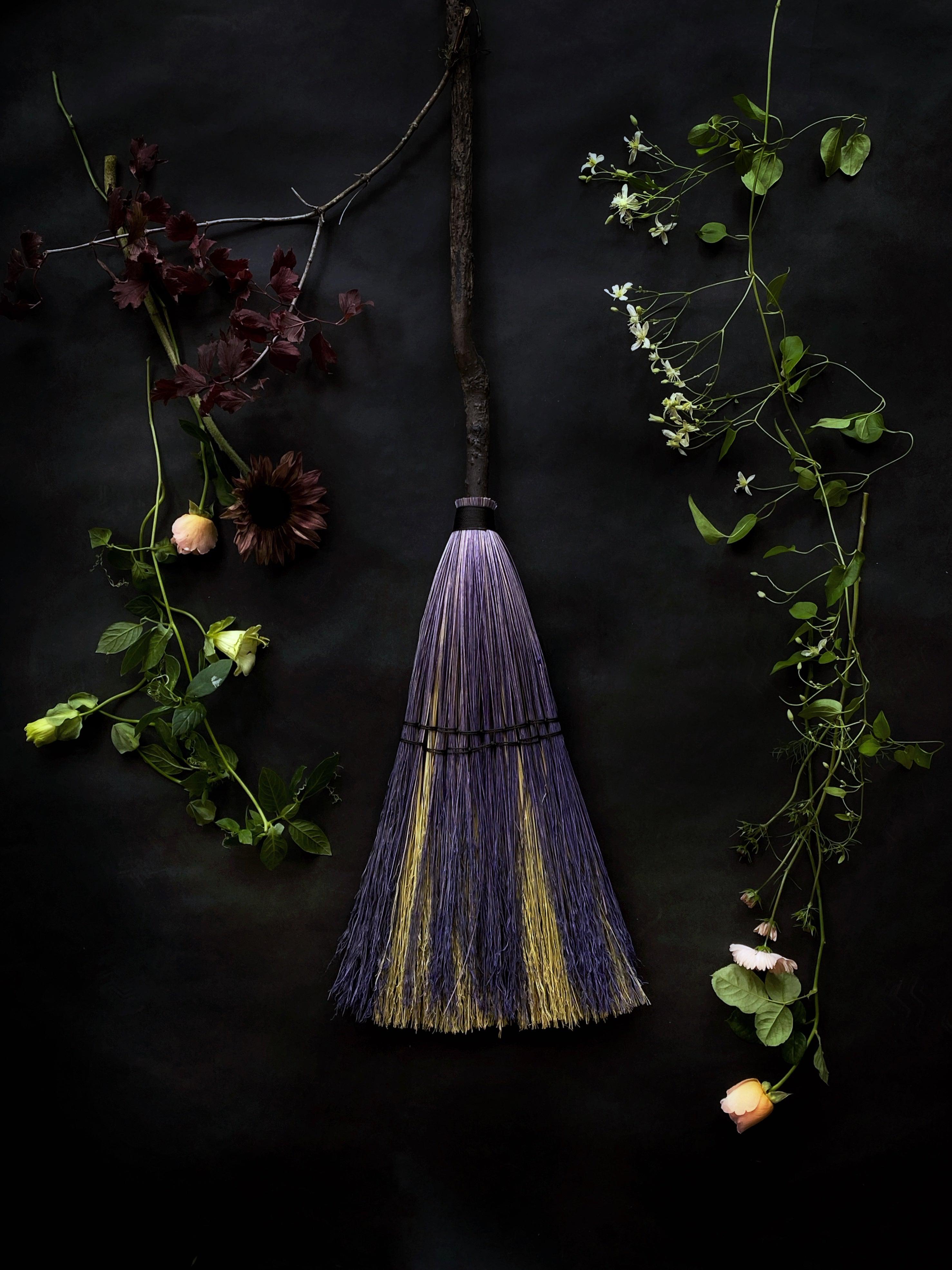 "Big Boss Witch" Sweeper Brooms