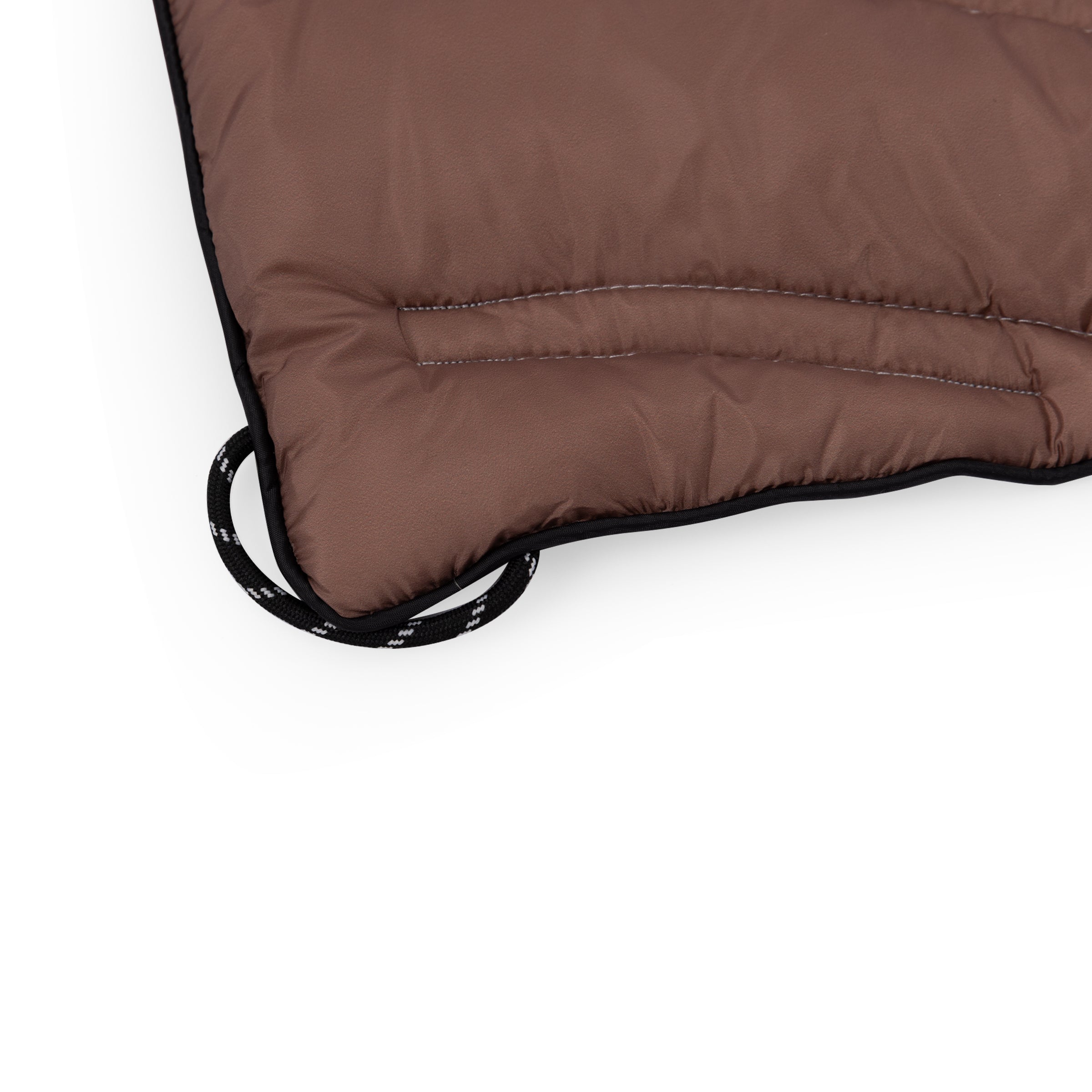 Oniva Aura Outdoor Puffer Blanket | Heirloom Boulevard