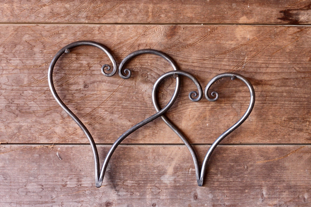 Wicks Forge Personalized Linked Hearts | Heirloom Boulevard
