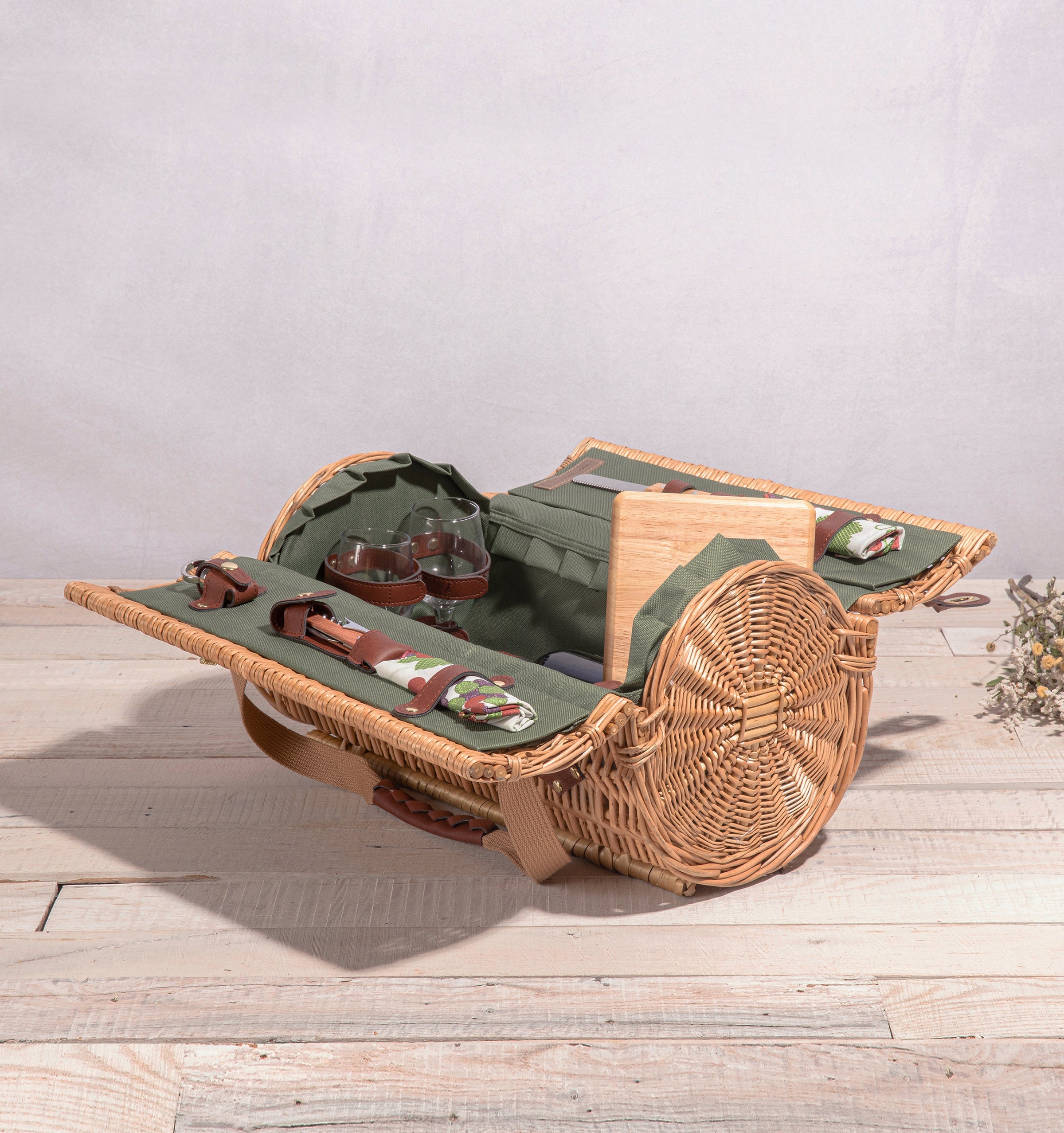Picnic Time Verona Wine & Cheese Picnic Basket Pine Green | Heirloom Boulevard