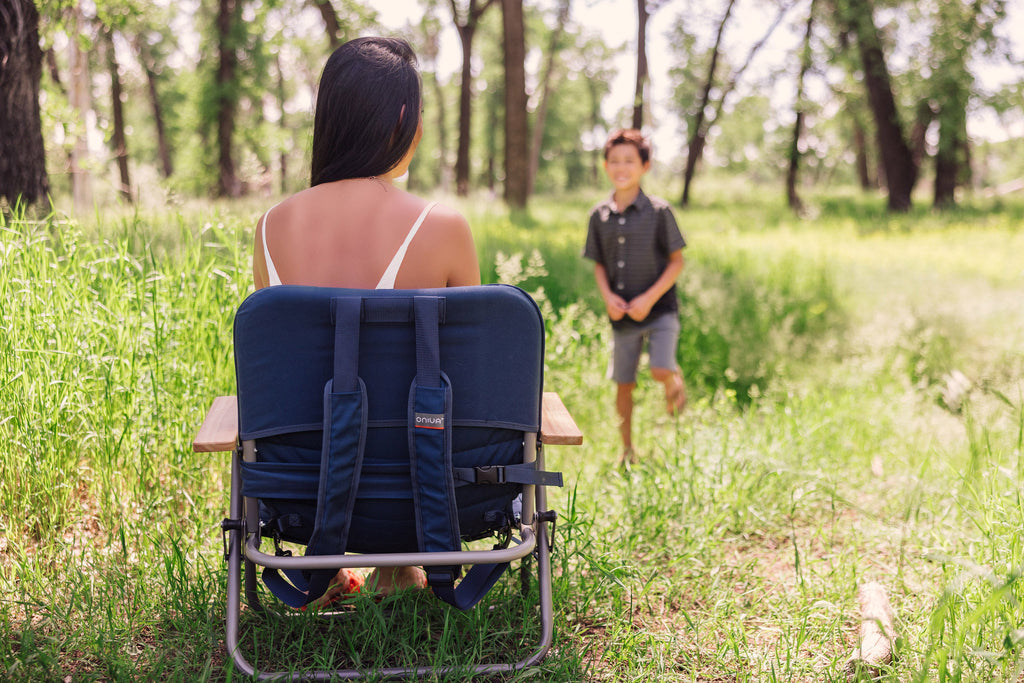 Oniva Descanso Padded Beach Chair | Heirloom Boulevard