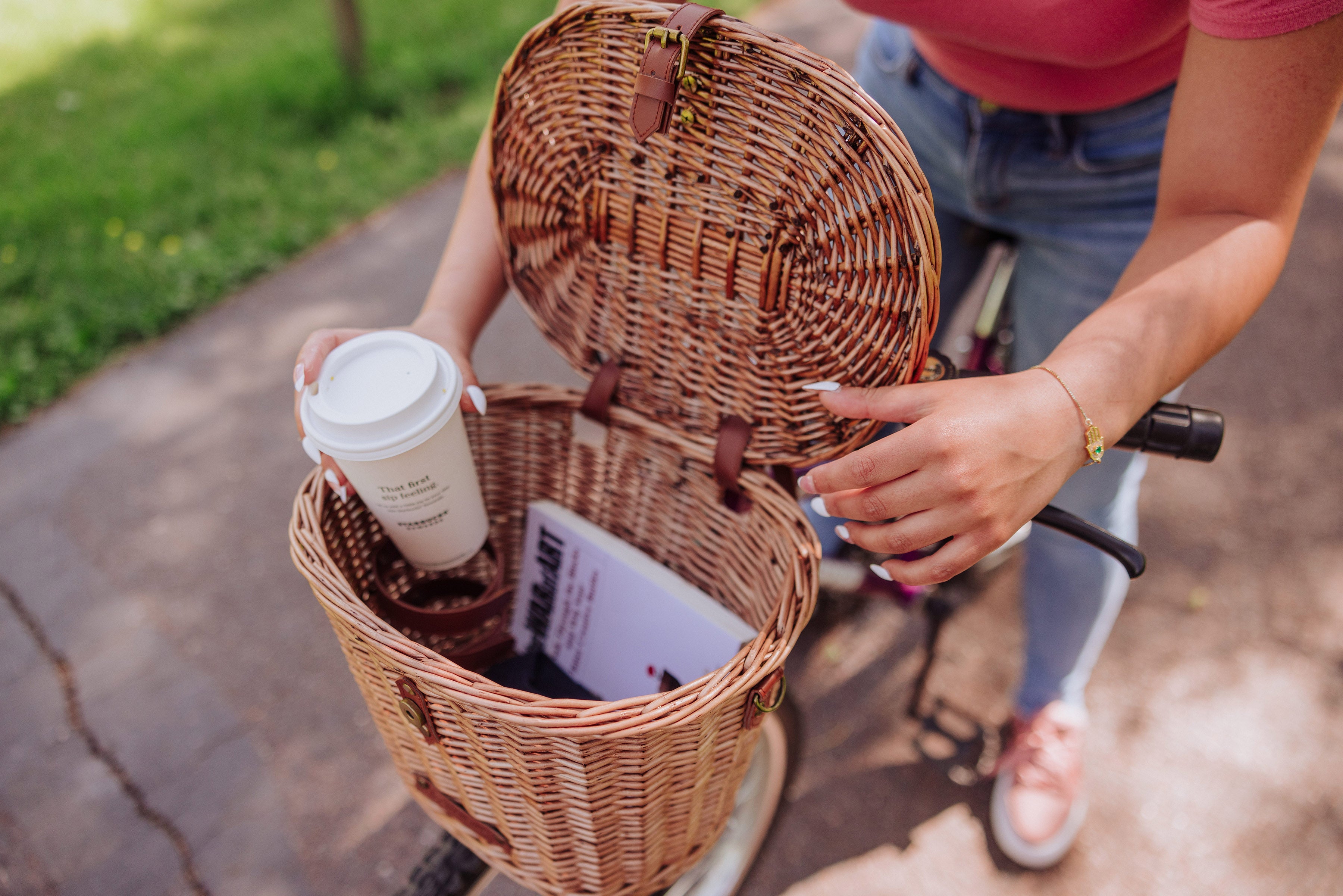 Picnic Time Cambridge Bicycle Basket | Heirloom Boulevard